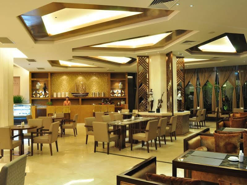 Joya International Hotel Sanya Eksteriør billede